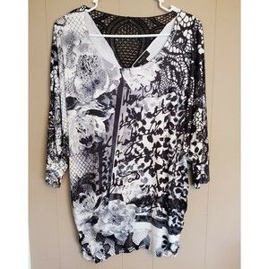 Size Large Woman's Black And White Top Crochet on Back Top Blouse